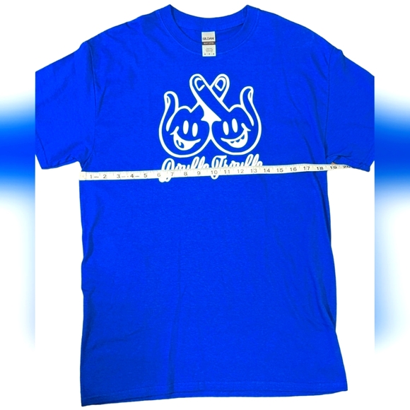 Gildan Double Trouble Size Med Blue And White Middle Fingers Adult Humor NWOT - Picture 4 of 4